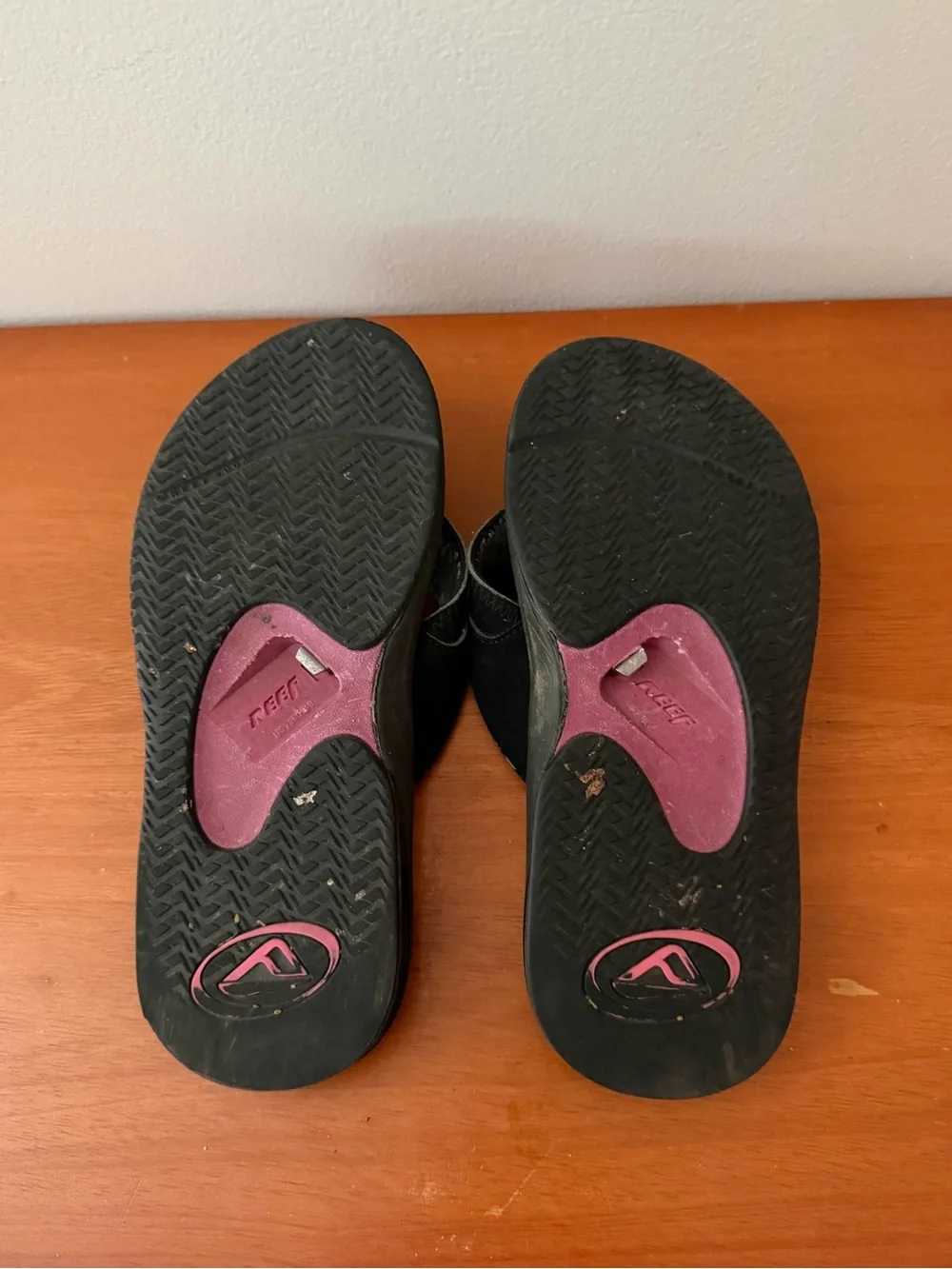 Men's Black Flip-Flop Sandals